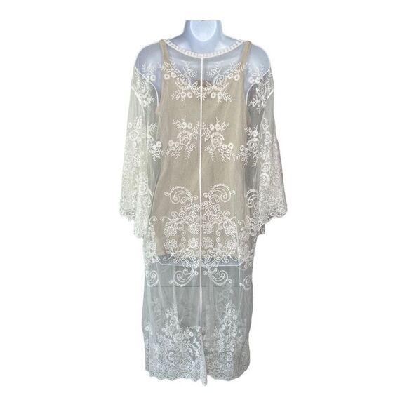 Downtown Threads Lace Elbow Length Tie Front Kimono Swim Coverup - Picture 6 of 11